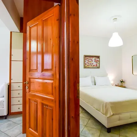 Drosia 150m From Saint George Naxos City