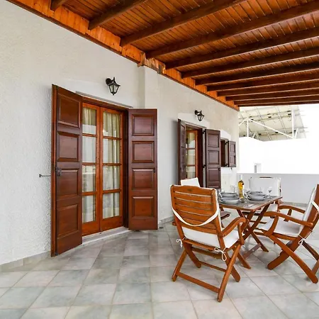 Apartmán Drosia 150m From Saint George *