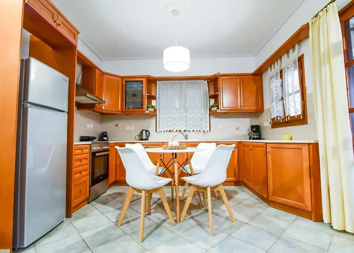 Drosia 150m From Saint George アパート