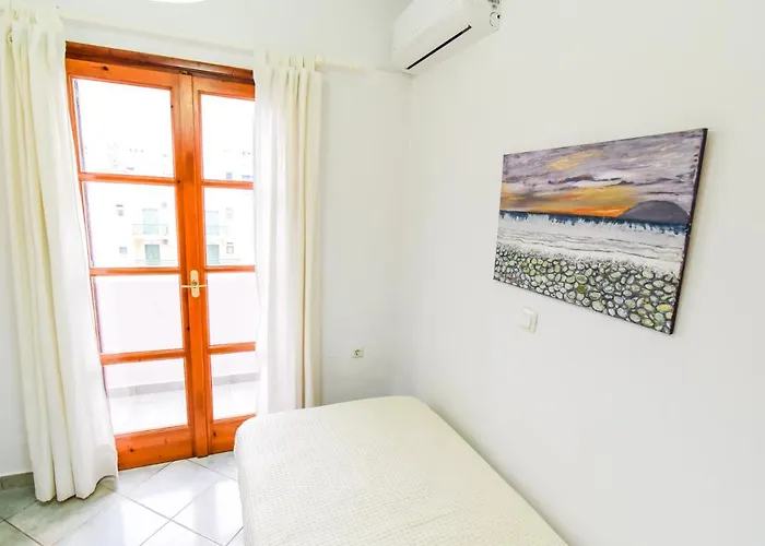 アパート Drosia 150m From Saint George *