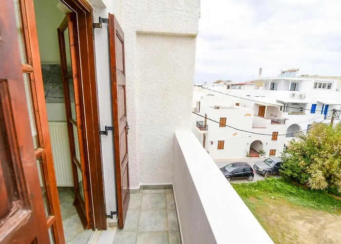 Drosia 150m From Saint George アパート