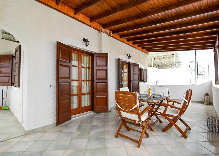 アパート Drosia 150m From Saint George *